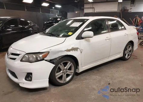 2013 Toyota Corolla S z USA, uszkodzony, nr VIN 2T1BU4EE3DC011062